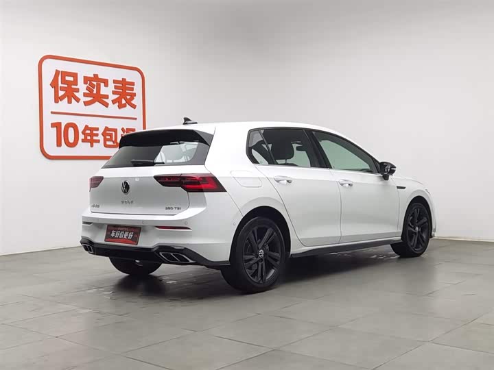 Фото 2 - Volkswagen Golf