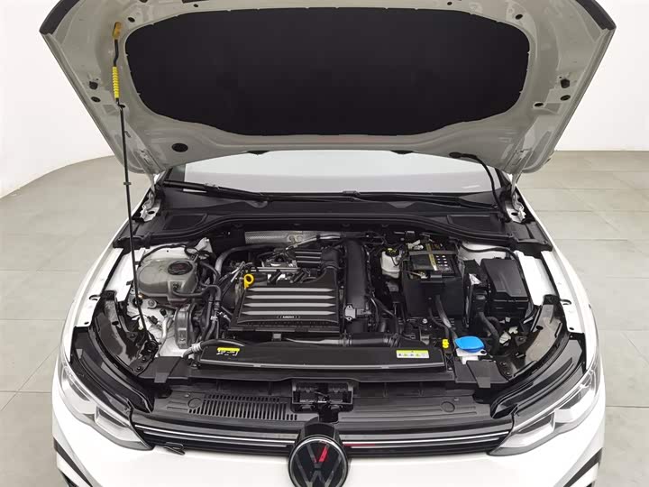 Фото 6 - Volkswagen Golf