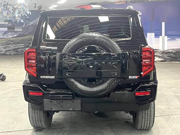 Фото 8 - Tank 400 Hybrid