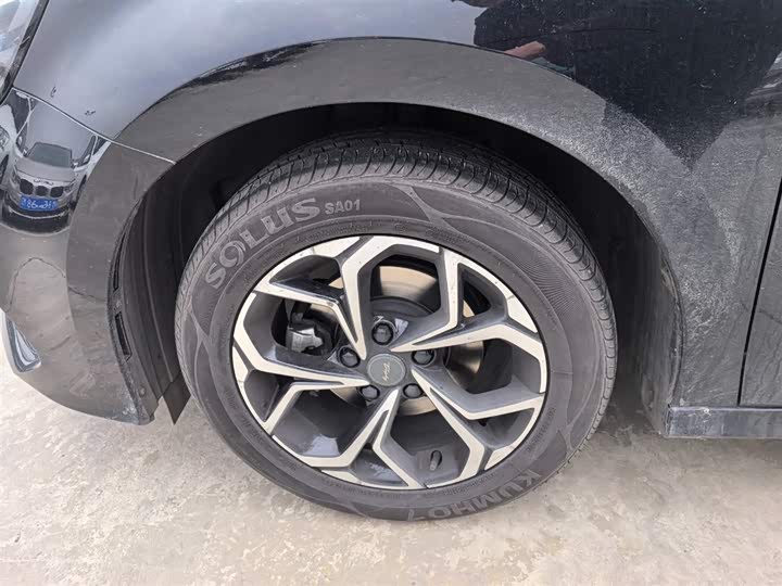 Фото 7 - MG Motor 5