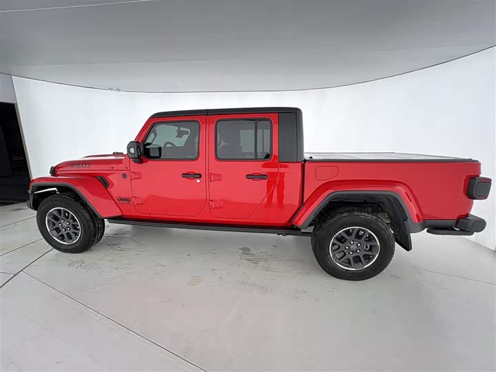 Фото 5 - Jeep Gladiator