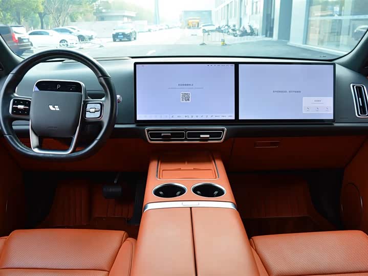 Фото 8 - LiXiang L8