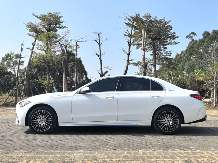 Фото 4 - Mercedes-Benz C-Class