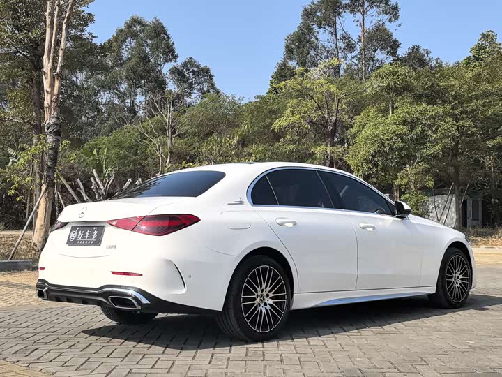 Фото 5 - Mercedes-Benz C-Class