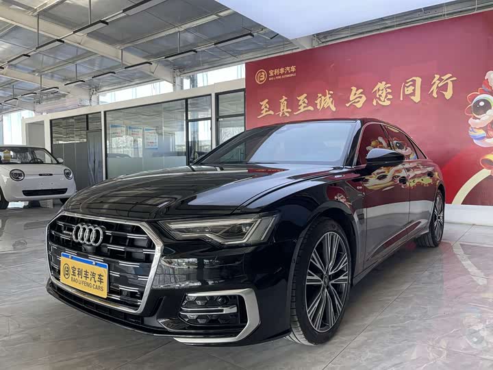 Фото 1 - Audi A6L