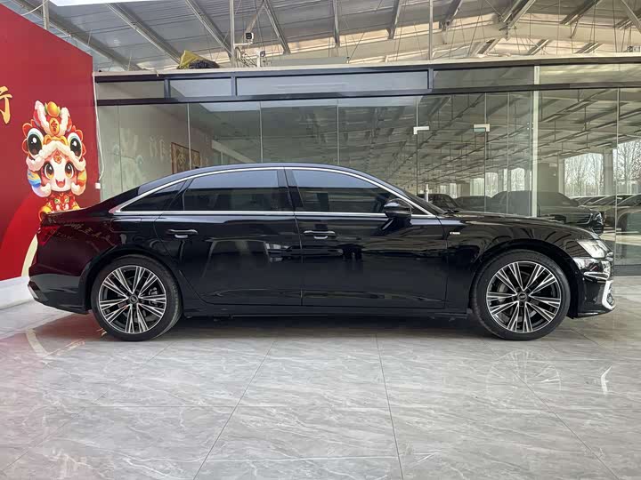 Фото 6 - Audi A6L