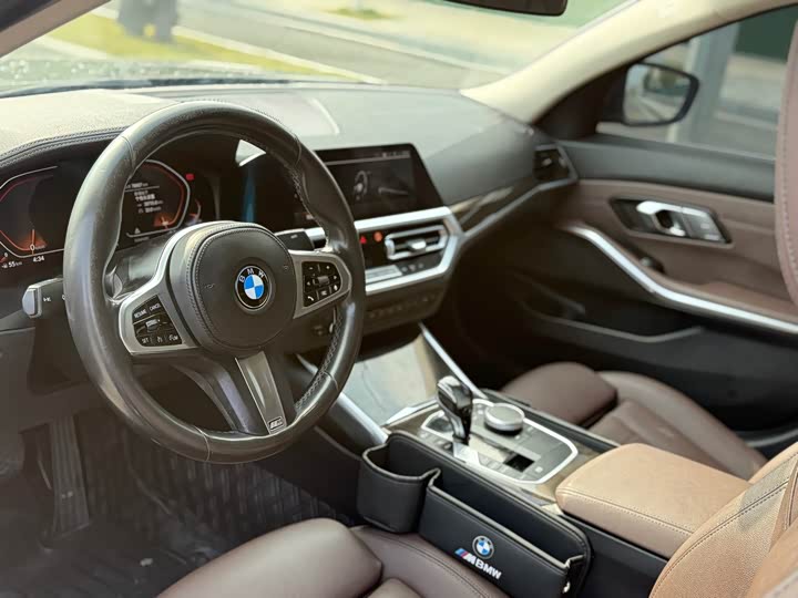 Фото 4 - BMW 3 Series