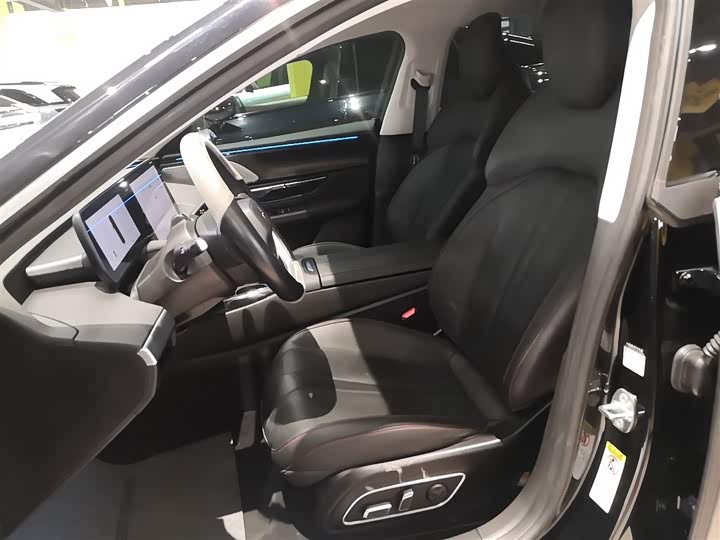 Фото 7 - XPeng P7