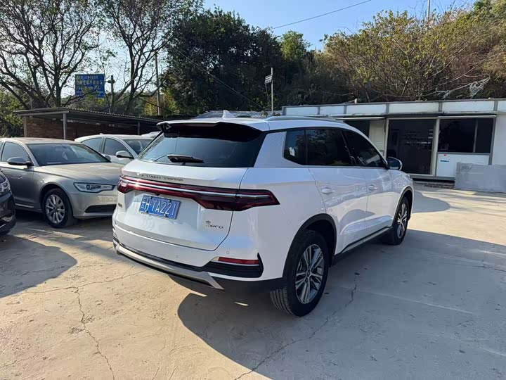 Фото 9 - BYD Song Pro