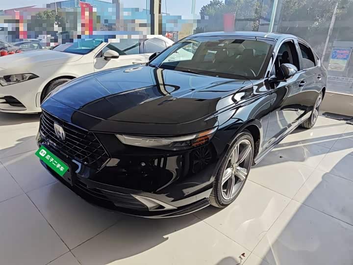 Фото 2 - Honda Accord