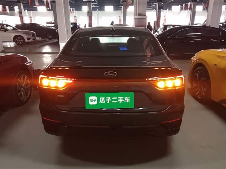 Фото 6 - Ford Mondeo