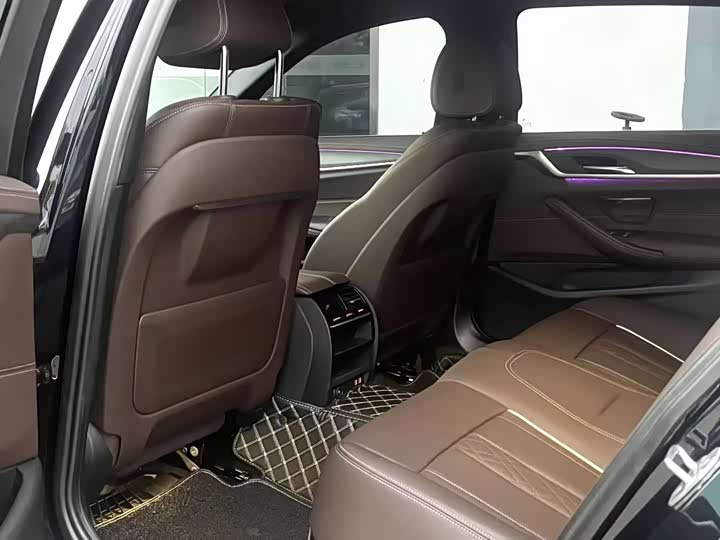 Фото 4 - BMW 5 Series Hybrid