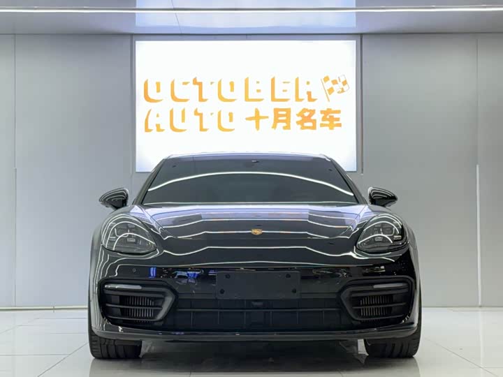 Фото 2 - Porsche Panamera