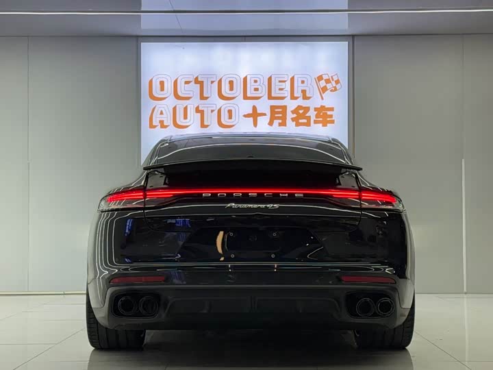 Фото 4 - Porsche Panamera