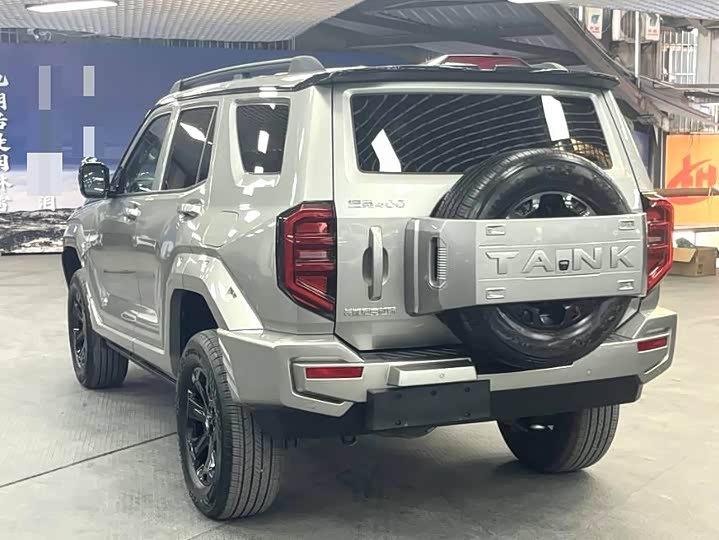 Фото 7 - Tank 400 Hybrid