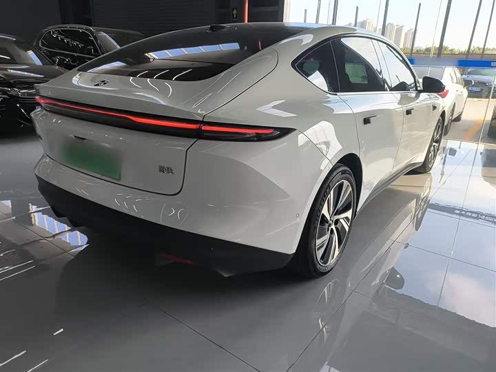 Фото 7 - Nio ET5