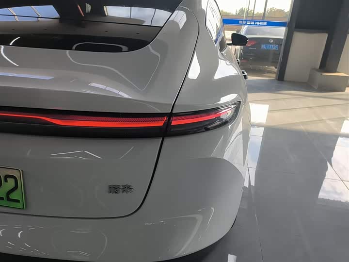 Фото 8 - Nio ET5