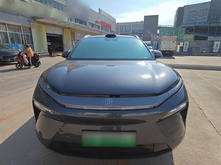 Фото 3 - BYD Tang L