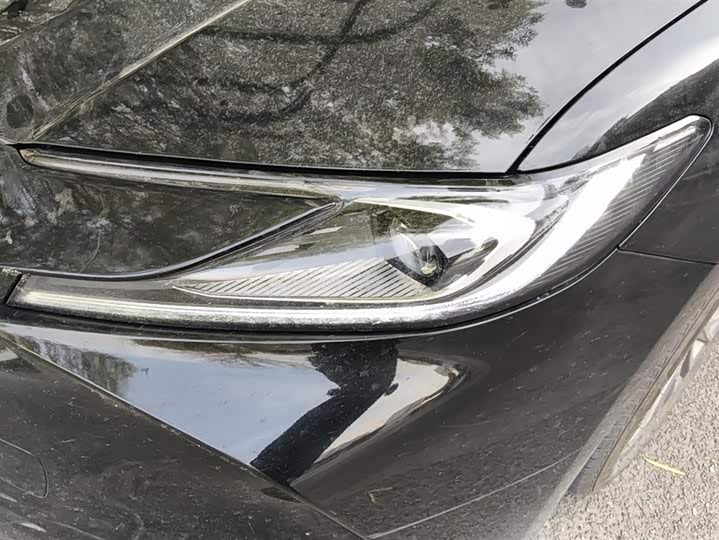 Фото 5 - Toyota Camry