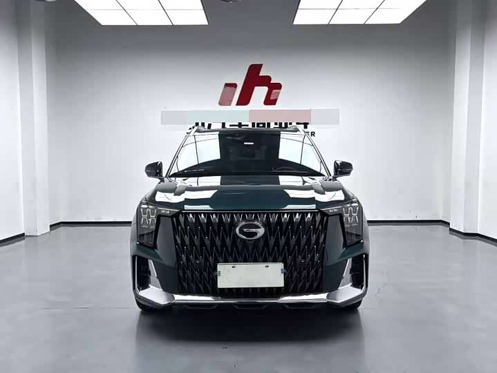 Фото 2 - GAC Trumpchi GS8