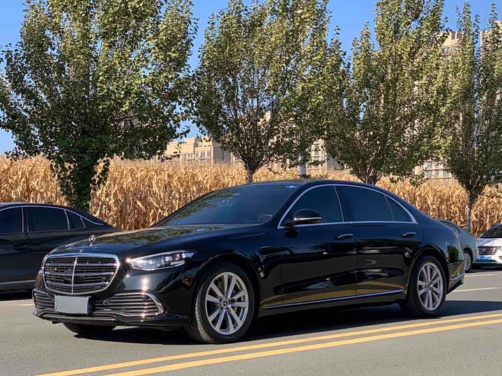 Фото 1 - Mercedes-Benz S-Class