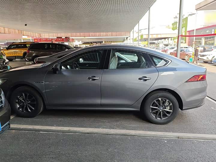 Фото 5 - BYD Qin Plus