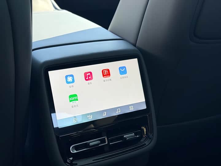 Фото 8 - XPeng F57