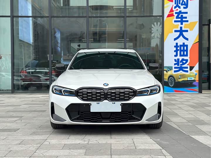 Фото 2 - BMW 3 Series