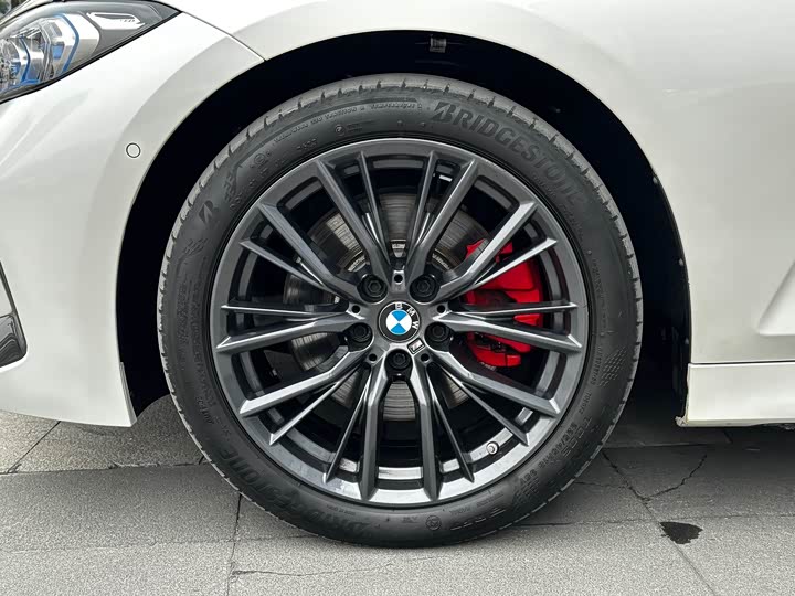 Фото 9 - BMW 3 Series