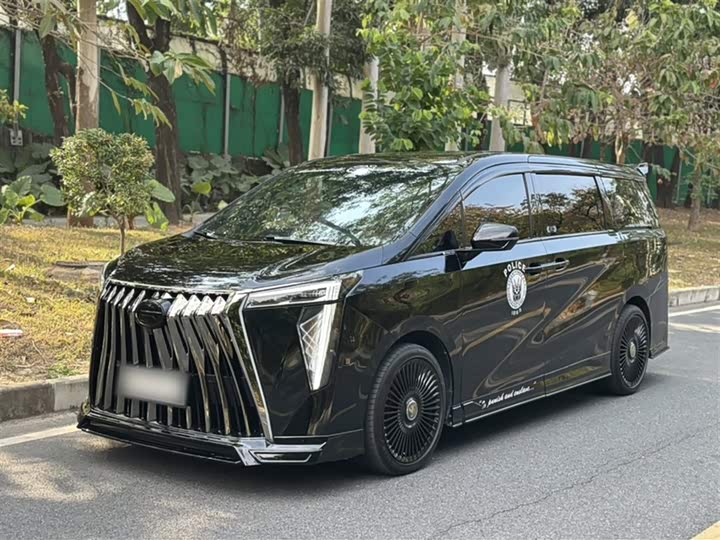 Фото 3 - GAC Trumpchi M8