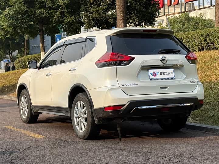 Фото 4 - Nissan X-Trail