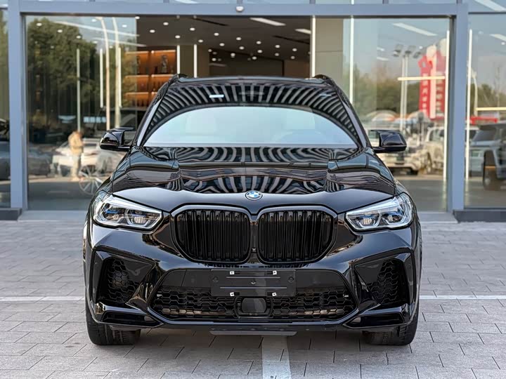 Фото 2 - BMW X5