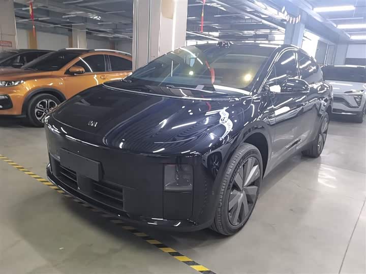 Фото 1 - LiXiang i6