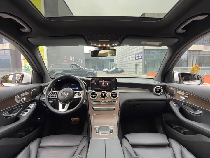 Фото 6 - Mercedes-Benz GLC-Class