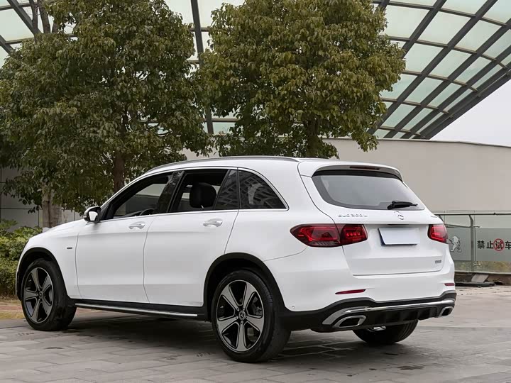 Фото 9 - Mercedes-Benz GLC-Class
