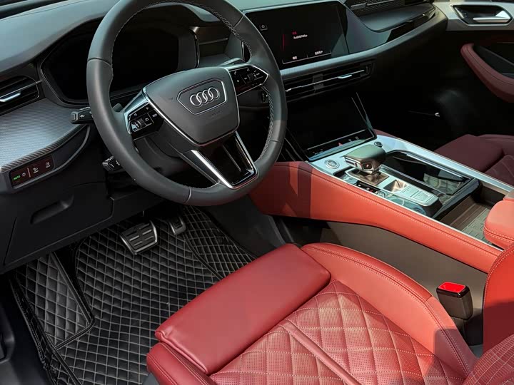 Фото 4 - Audi Q6