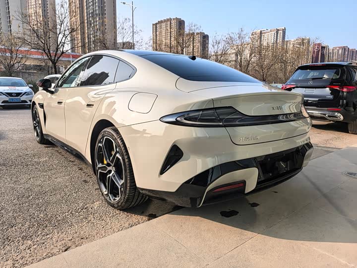 Фото 5 - Xiaomi SU7