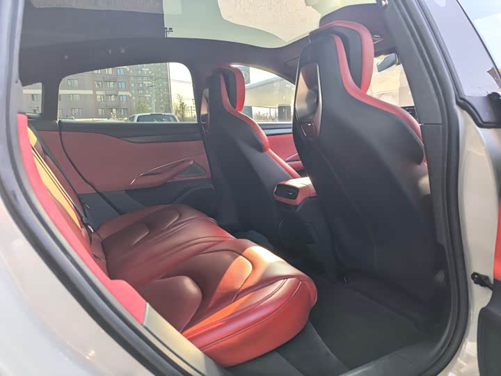 Фото 9 - Xiaomi SU7