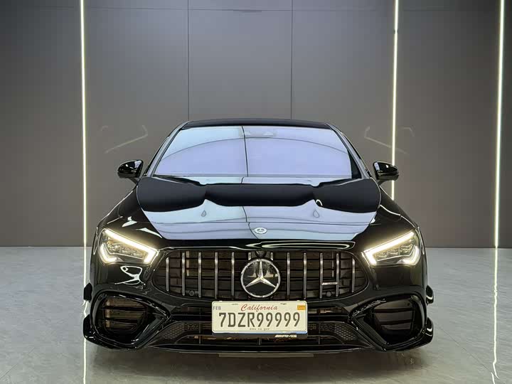 Фото 2 - Mercedes-Benz CLA-Class AMG