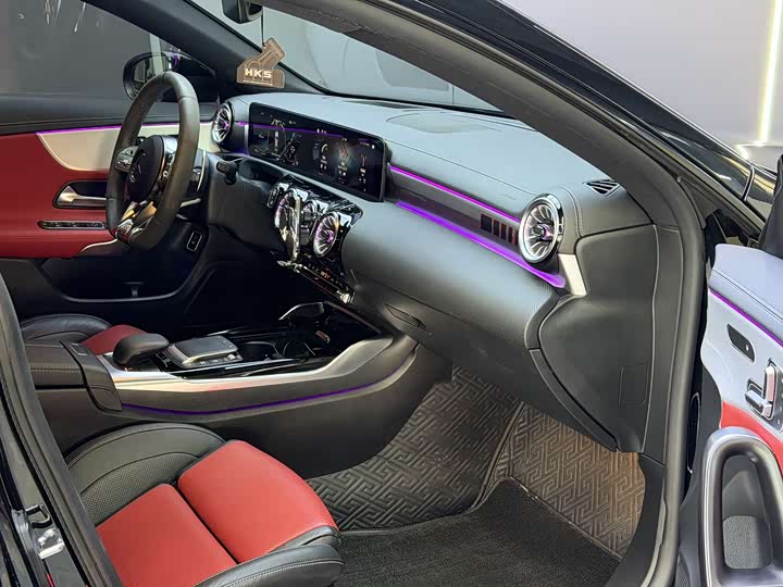 Фото 3 - Mercedes-Benz CLA-Class AMG