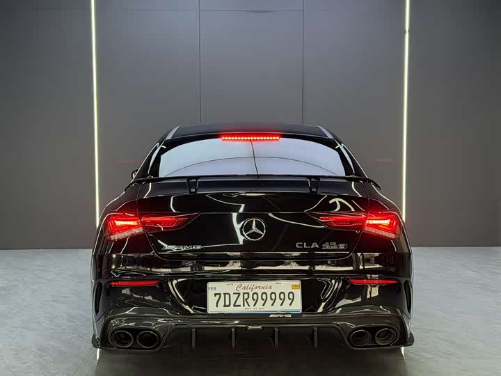 Фото 9 - Mercedes-Benz CLA-Class AMG