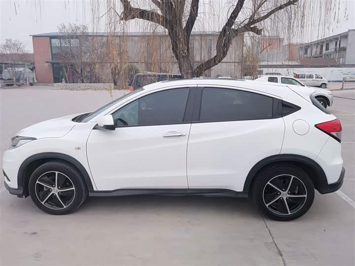 Фото 5 - Honda Vezel