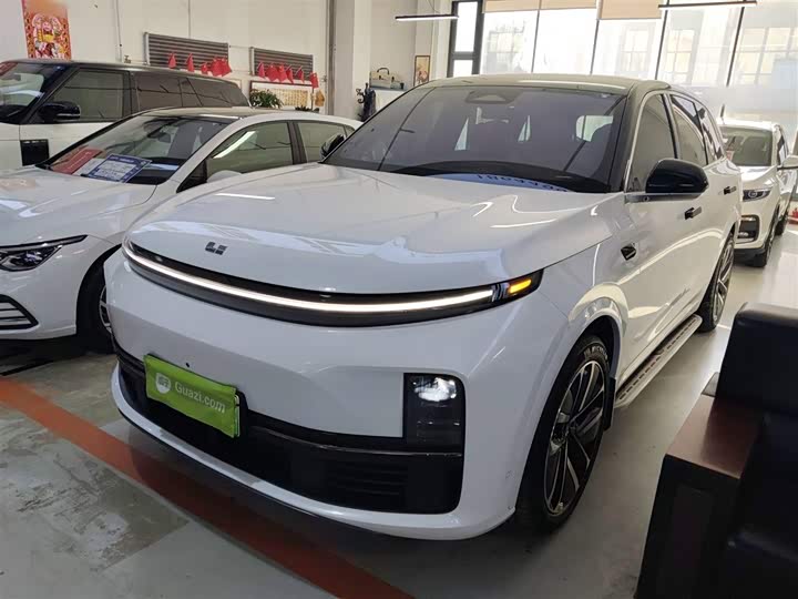 Фото 1 - LiXiang L7