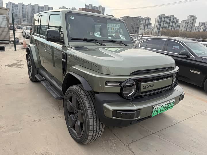 Фото 2 - Chery iCar V23