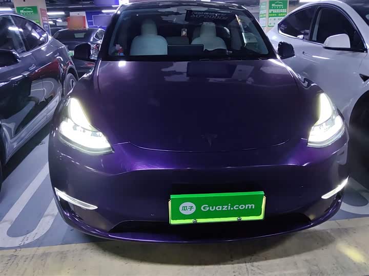 Фото 3 - Tesla Model Y