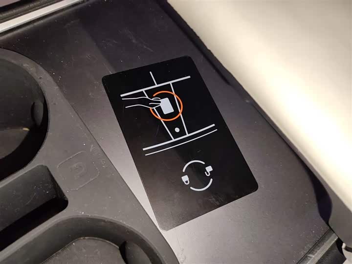 Фото 9 - Tesla Model Y