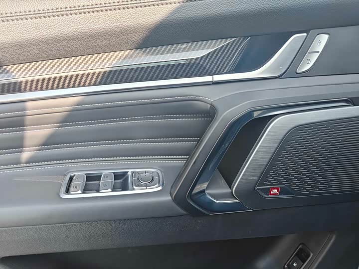 Фото 6 - Maxus Territory