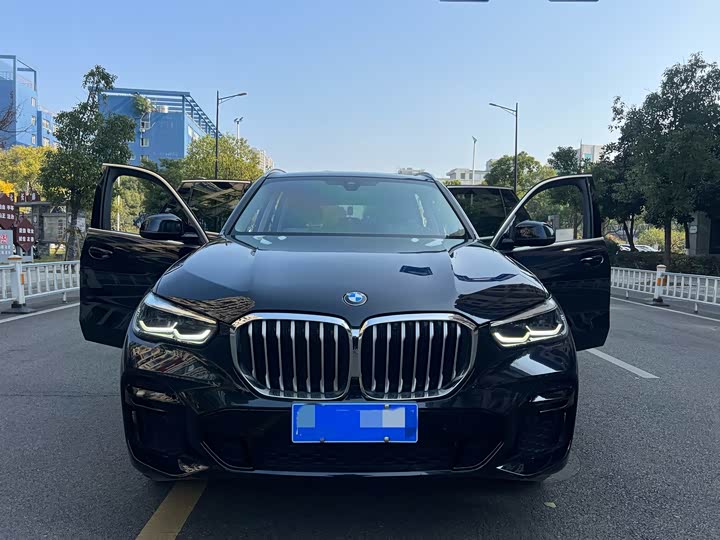 Фото 8 - BMW X5