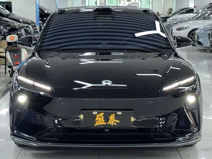 Фото 2 - Nio ET5