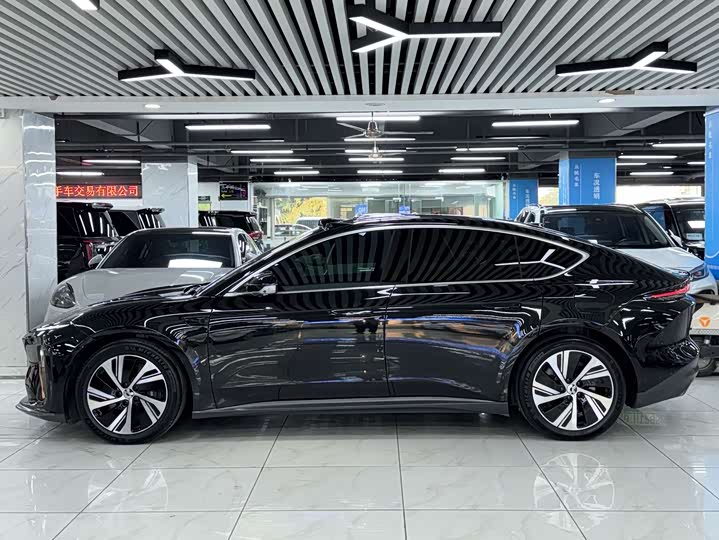 Фото 4 - Nio ET5